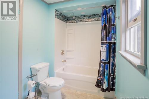 12 Cornelia Street, Saint Andrews, NB - Indoor Photo Showing Bathroom