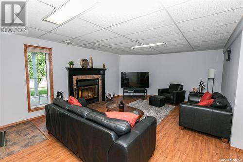 730 Manitoba Avenue, Kerrobert, SK - Indoor Photo Showing Living Room With Fireplace