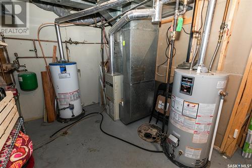 730 Manitoba Avenue, Kerrobert, SK - Indoor Photo Showing Basement