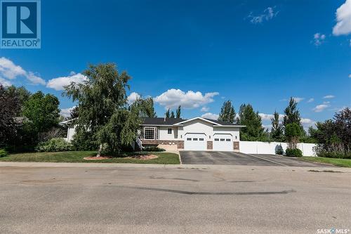 730 Manitoba Avenue, Kerrobert, SK - Outdoor