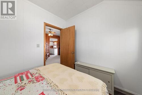 1051 Lakeside Drive, Prince Edward County (Ameliasburgh), ON - Indoor Photo Showing Bedroom