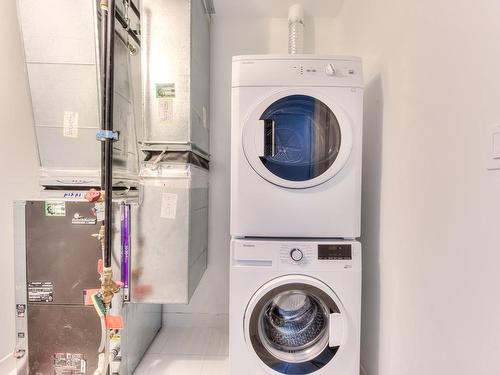 Bathroom - 3101-1300 Boul. René-Lévesque O., Montréal (Ville-Marie), QC - Indoor Photo Showing Laundry Room