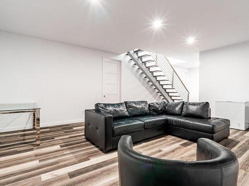 Salle familiale - 3620 Rue De L'Albatros, Sherbrooke (Brompton/Rock Forest/Saint-Élie/Deauville), QC - Indoor Photo Showing Living Room