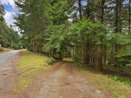 300 Wood Dale Dr, Mayne Island, BC 