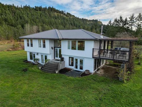 300 Wood Dale Dr, Mayne Island, BC 