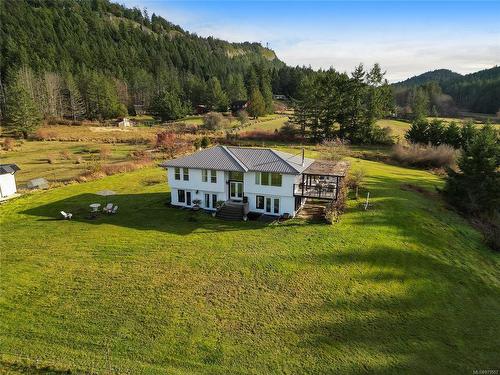 300 Wood Dale Dr, Mayne Island, BC 