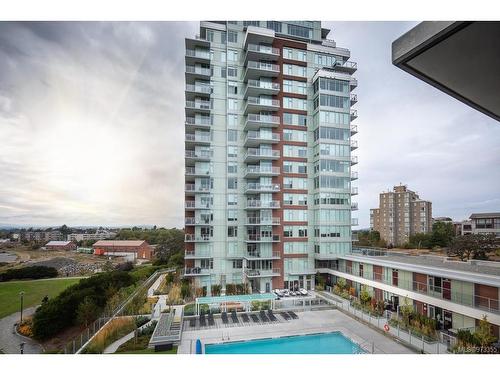 403-70 Saghalie Rd, Victoria, BC - Outdoor With Balcony