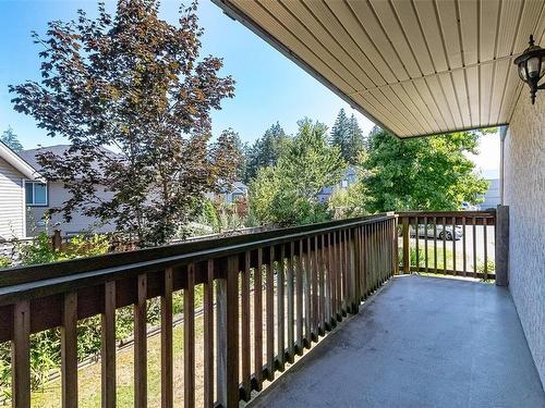 304-4728 Uplands Dr, Nanaimo, BC - Outdoor With Exterior