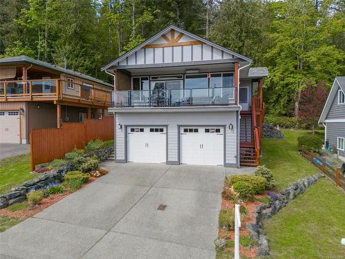 7990 Edmund St, Crofton, BC 