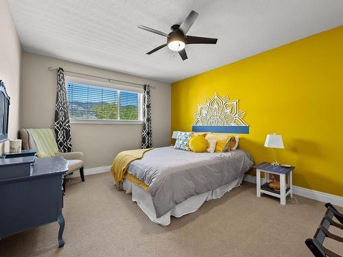 1913 Granite Ave, Merritt, BC - Indoor Photo Showing Bedroom