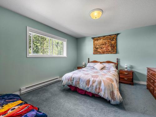 9780 Highway 97 C, Merritt, BC - Indoor Photo Showing Bedroom