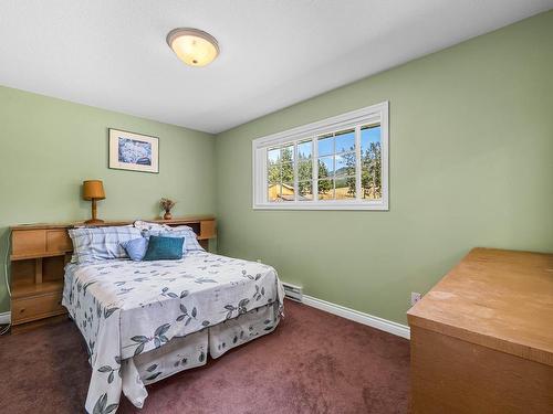 9780 Highway 97 C, Merritt, BC - Indoor Photo Showing Bedroom