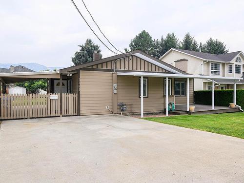 2365 Bossert Ave, Kamloops, BC - Outdoor With Deck Patio Veranda