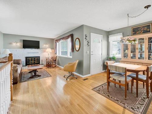 2365 Bossert Ave, Kamloops, BC - Indoor With Fireplace