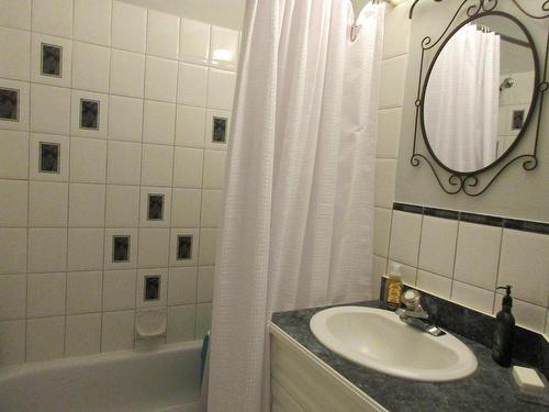 1721 Bann Street, Merritt, BC - Indoor Photo Showing Bathroom