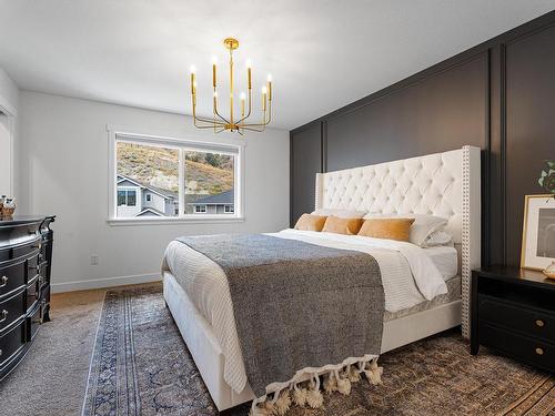 808 Woodrush Crt, Kamloops, BC - Indoor Photo Showing Bedroom