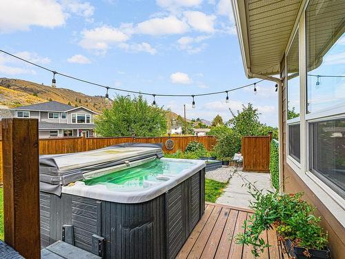 808 Woodrush Crt, Kamloops, BC - Outdoor With Deck Patio Veranda With Exterior