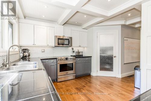 926 Gawley Drive, Midland, ON - Indoor Photo Showing Kitchen With Double Sink With Upgraded Kitchen