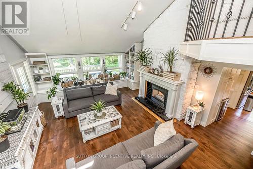 926 Gawley Drive, Midland, ON - Indoor Photo Showing Living Room With Fireplace