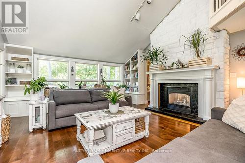 926 Gawley Drive, Midland, ON - Indoor Photo Showing Living Room With Fireplace