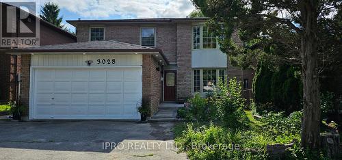 3028 Weston Road, Toronto (Humberlea-Pelmo Park), ON - Outdoor