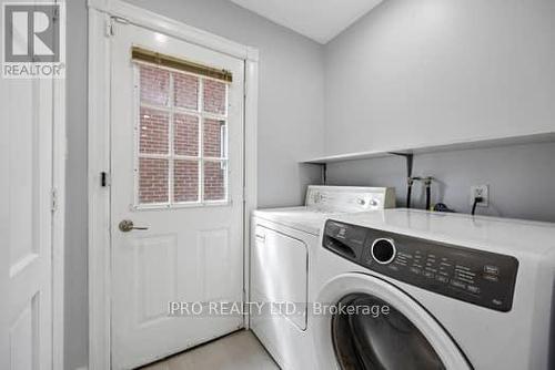 3028 Weston Road, Toronto (Humberlea-Pelmo Park), ON - Indoor Photo Showing Laundry Room