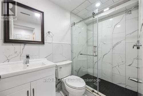 3028 Weston Road, Toronto (Humberlea-Pelmo Park), ON - Indoor Photo Showing Bathroom