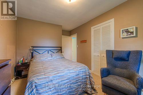 993 Cloverleaf Drive, Burlington (Lasalle), ON - Indoor Photo Showing Bedroom