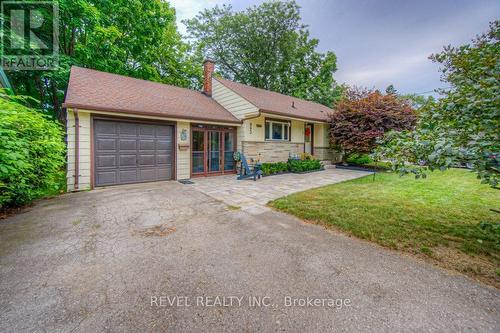 993 Cloverleaf Drive, Burlington (Lasalle), ON - Outdoor