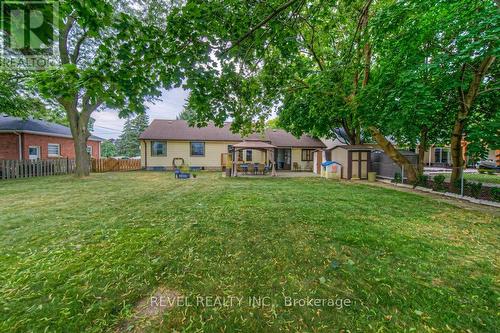 993 Cloverleaf Drive, Burlington (Lasalle), ON - Outdoor With Deck Patio Veranda