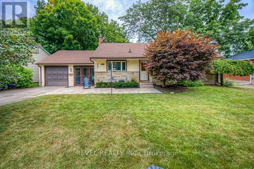 993 Cloverleaf Drive, Burlington, ON - Outdoor