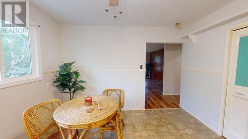 9803 Willow Road, Fort St. John, BC - Indoor Photo Showing Dining Room