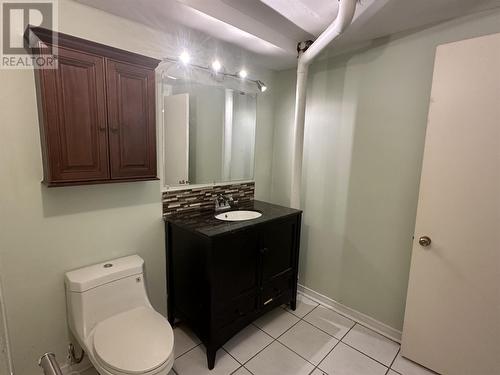 40 Hutchison Ave, Elliot Lake, ON - Indoor Photo Showing Bathroom