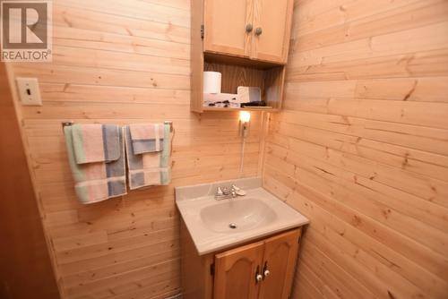 1908N High Rd, Blind River, ON - Indoor Photo Showing Bathroom