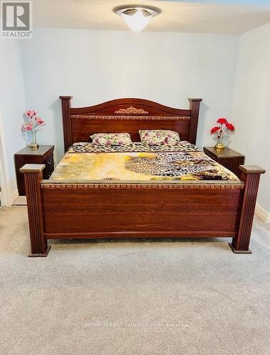 2951 Heardcreek Trail, London, ON - Indoor Photo Showing Bedroom