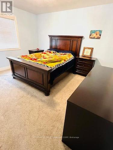 2951 Heardcreek Trail, London, ON - Indoor Photo Showing Bedroom