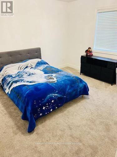 2951 Heardcreek Trail, London, ON - Indoor Photo Showing Bedroom