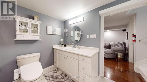 79 Trevithen Street, London, ON - Indoor Photo Showing Bathroom