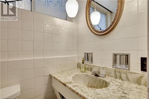 94 Harold Avenue, Kitchener, ON - Indoor Photo Showing Bathroom