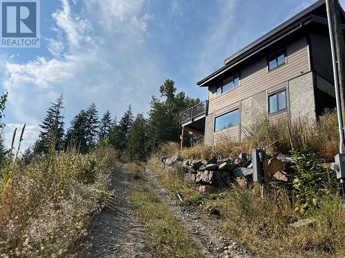 7426 Anglemont Way, Anglemont, BC - Outdoor