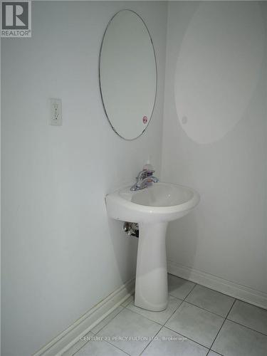 2622 Bur Oak Avenue, Markham (Cornell), ON - Indoor Photo Showing Bathroom