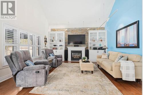 15219 Argyll Road, Halton Hills (Georgetown), ON - Indoor Photo Showing Living Room With Fireplace