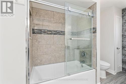 15219 Argyll Road, Halton Hills (Georgetown), ON - Indoor Photo Showing Bathroom