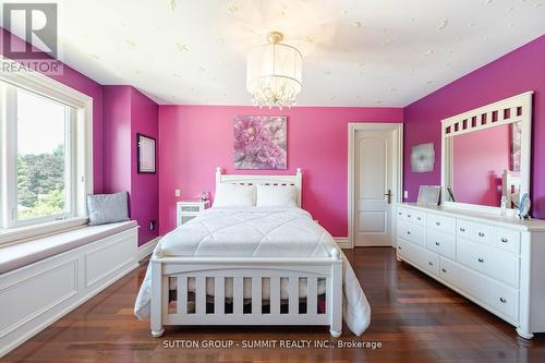 6634 Carriage Trail, Burlington, ON - Indoor Photo Showing Bedroom