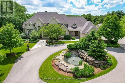 6634 Carriage Trail, Burlington, ON - Outdoor With Facade