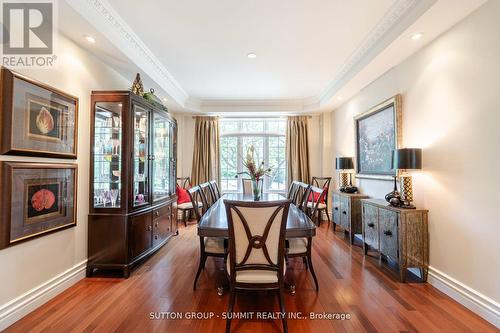 6634 Carriage Trail, Burlington, ON - Indoor Photo Showing Dining Room