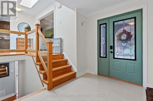 15 Laurendale Avenue, Hamilton (Waterdown), ON - Indoor Photo Showing Other Room