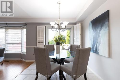 19 Foxtrot Drive, Hamilton (Stoney Creek Mountain), ON - Indoor Photo Showing Dining Room