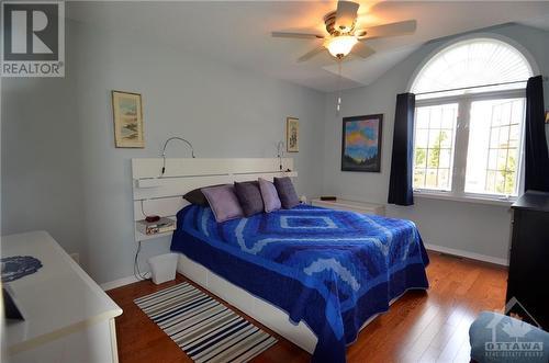 2002 Breezewood Street, Ottawa, ON - Indoor Photo Showing Bedroom