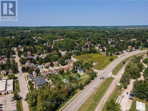 1889 3Rd Avenue, Owen Sound, ON - Outdoor With View